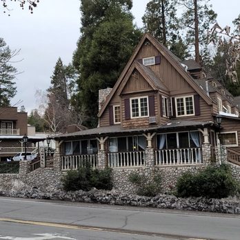 Saddleback Inn - Outside view - Hotels Near Me - Lake Arrowhead, California
