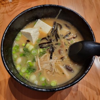 Mecha Noodle Bar - Vegetarian Ramen with Tofu - Noodles Near Me - Boston, Massachusetts Mecha Noodle Bar - Vegetarian Ramen with Tofu - Noodles Near Me - Boston, Massachusetts