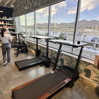 Kiln Lehi - Treadmill / bike desks - Shared Office Spaces Near Me - Lehi, Utah Kiln Lehi - Treadmill / bike desks - Shared Office Spaces Near Me - Lehi, Utah