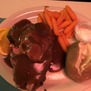 Bull N' Claw - Open prime rib sandwich with baby carrots and baked potato - Seafood Near Me - Wells, Maine Bull N' Claw - Open prime rib sandwich with baby carrots and baked potato - Seafood Near Me - Wells, Maine