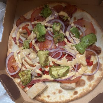Schlotzsky's - Raw onion, boxed bacon, sauce? Raw tomatoes. - Sandwiches Near Me - Rio Rancho, New Mexico Schlotzsky's - Raw onion, boxed bacon, sauce? Raw tomatoes. - Sandwiches Near Me - Rio Rancho, New Mexico