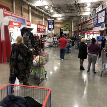 Costco Wholesale - So busy - Wholesale Stores Near Me - Cypress, California