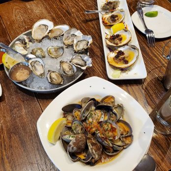 Taylor Shellfish Oyster Bar - Shucker's Dozen Oyster Bar, Baked Oysters, Steamed Clams - Seafood Near Me - Seattle, Washington Taylor Shellfish Oyster Bar - Shucker's Dozen Oyster Bar, Baked Oysters, Steamed Clams - Seafood Near Me - Seattle, Washington