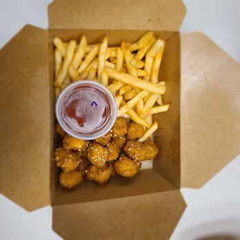Mukja Food Truck - The K.F.C.  Korean Fried Chicken - Food Trucks Near Me - Denver, Colorado