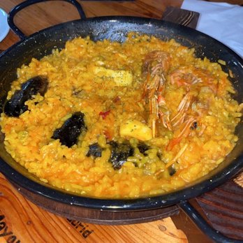 La Mayor - Wine Bars Near Me - Madrid, M