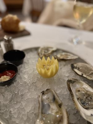 Gladstone's Long Beach by null