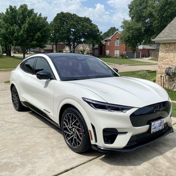 Westway Ford - Car Dealers Near Me - Irving, Texas Westway Ford - Car Dealers Near Me - Irving, Texas