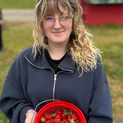 Kelley's Berry Farm - Even a teen likes the place