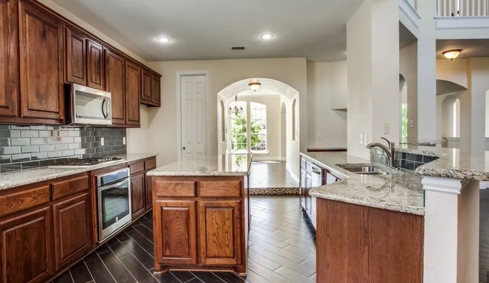 Slide of UES Contracting