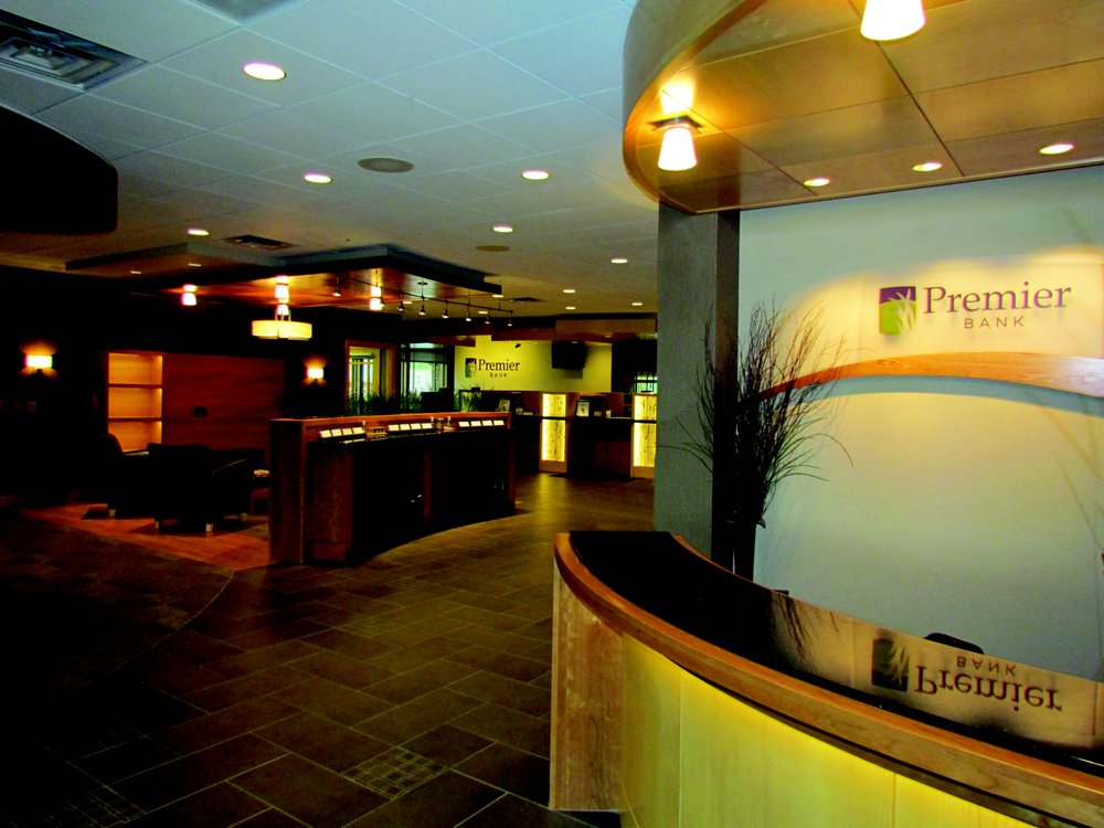 PREMIER BANK Updated September 2024 1975 John F Kennedy Rd, Dubuque