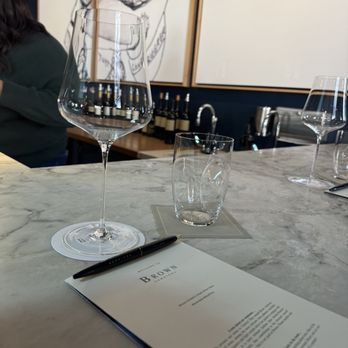 Brown Downtown Napa - Wine Bars Near Me - Napa, California