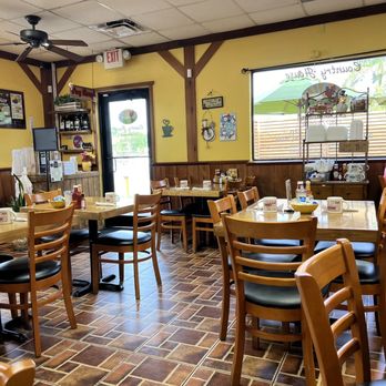 Country House East - Nice clean atmosphere - Breakfast & Brunch Near Me - Naples, Florida Country House East - Nice clean atmosphere - Breakfast & Brunch Near Me - Naples, Florida