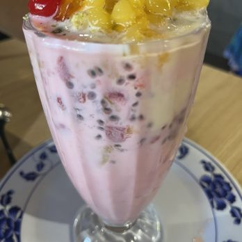 Vanakkam Pdx - Royal Falooda (16 Oz) - Indian Near Me - Portland, Oregon