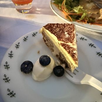 La Dolce Vita - Tiramisu - Italian Near Me - Cleveland, Ohio