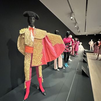 Phoenix Art Museum - Art Museums Near Me - Phoenix, Arizona