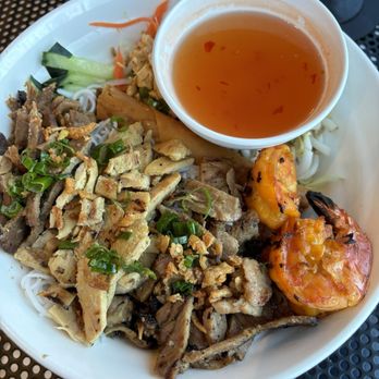 Pho Bay - Vietnamese Near Me - Avon, Colorado