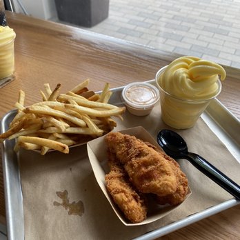 302 South - Burgers Near Me - Wheaton, Illinois