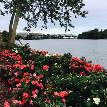 Georgetown Waterfront Park - Parks Near Me - Washington, DC, District of Columbia