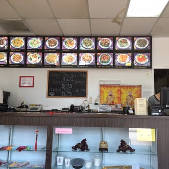 Sampan - Inside the take-out restaurant - Chinese Near Me - Dale City, Virginia Sampan - Inside the take-out restaurant - Chinese Near Me - Dale City, Virginia