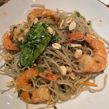 Jackalope's Bar and Grill - Shrimp and avocado Asian noodle - American Near Me - Fish Camp, California Jackalope's Bar and Grill - Shrimp and avocado Asian noodle - American Near Me - Fish Camp, California