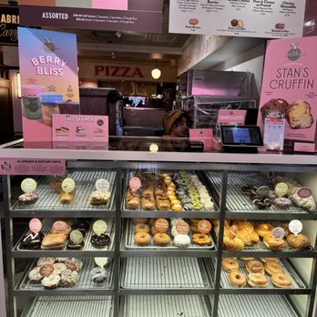 Stan's Donuts & Coffee - Donuts Near Me - Chicago, Illinois
