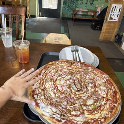 Poor Richard's Restaurant - Pikes BBQ or Bust