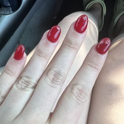Nails Maxx - Completely uneven, different shapes & lopsided