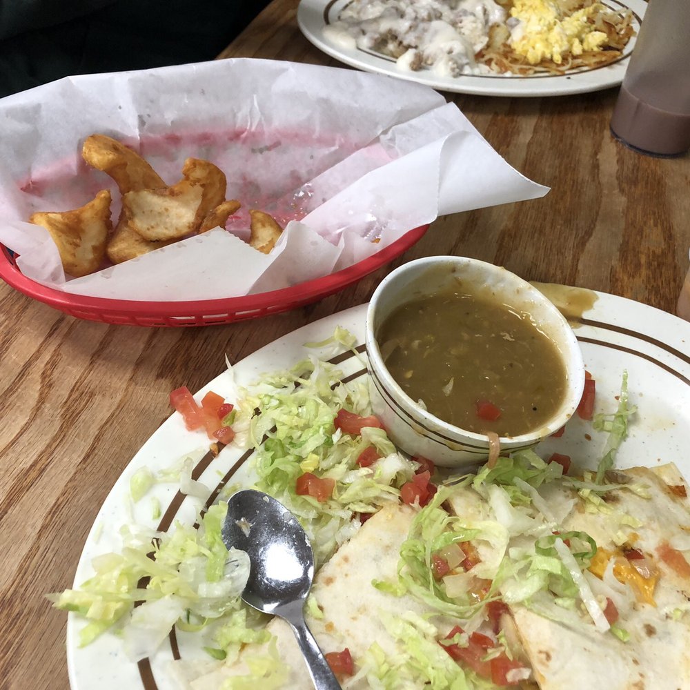 Drovers Culinary Cafe - Veggie quesadilla was pretty good - Cafes Near Me - Brush, Colorado