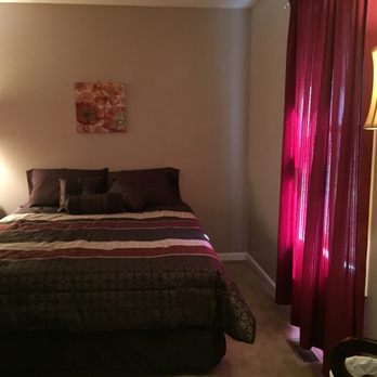 Yough Mountain House - Queen Bedroom #1 - Vacation Rentals Near Me - Confluence, Pennsylvania