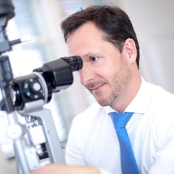 Dr. med. Bernhard Febrer Bowen - Dr. med. Bernhard Febrer Bowen