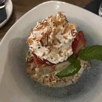 Dryft - Tres leches - Seafood Near Me - Revere, Massachusetts
