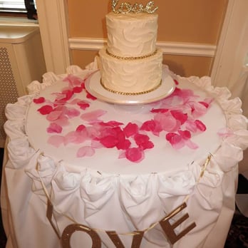 Fluffy Thoughts Cakes - Our beautiful and delicious wedding cake! - Bakeries Near Me - McLean, Virginia