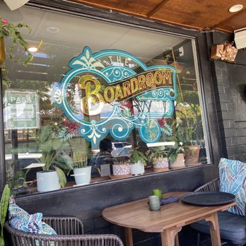 The Boardroom - Outdoor and indoor seating available. - Cocktail Bars Near Me - Kailua, Hawaii