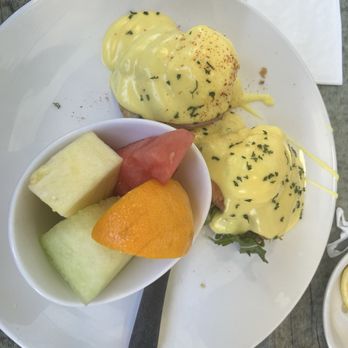 Broken Yolk Cafe - Classic Eggs Benedict, Salmon & Arugula - American Near Me - Buena Park, California