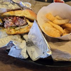 Arby's - Delicious hamburger and crinkle fries. Can't go wrong stopping at Arby's. Friendly staff at this location.