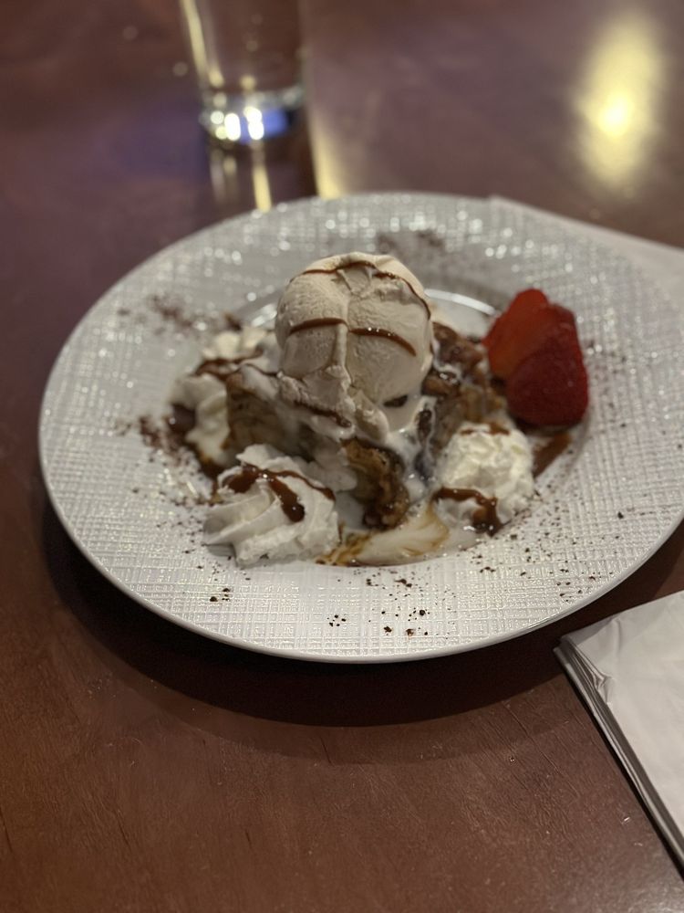 Luna's Restaurant Italian and Latin Cuisine