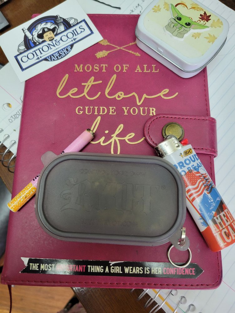 COTTON & COILS VAPE SHOP Updated July 2024 105 S Court St, Crown