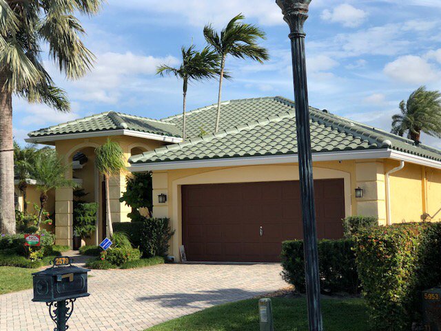 Slide of Rocky's Roofing