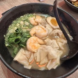 Wonton Ramen