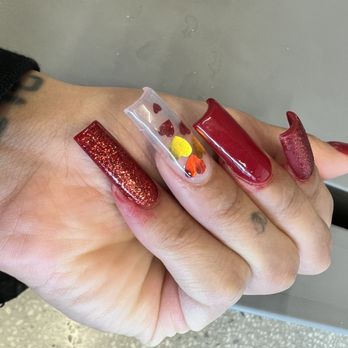M Nails  - Nail Salons Near Me - Seattle, Washington