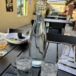 The Brass Tap - Water with 2 glasses!