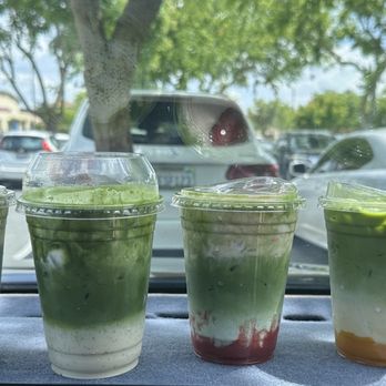 Rose Tea Lounge - Strawberry Einspanner Matcha, Matcha Einspanner, Strawberry Einspanner Matcha, Mango Sticky Rice Matcha, Strawberry Einspanner Matcha. - Bubble Tea Near Me - Sacramento, California