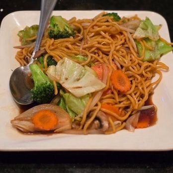 Siam Casa Thai Cuisine - Chow Mein with veggies - Thai Near Me - Baldwin Park, California Siam Casa Thai Cuisine - Chow Mein with veggies - Thai Near Me - Baldwin Park, California