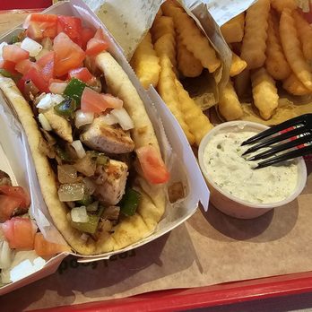 Dairi-O - Chicken souvlaki 4/5 - Fast Food Near Me - Winston-Salem, North Carolina