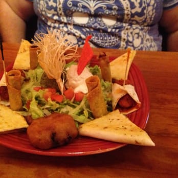 El Bruno's - El Bruno sampler - Mexican Near Me - Albuquerque, New Mexico El Bruno's - El Bruno sampler - Mexican Near Me - Albuquerque, New Mexico