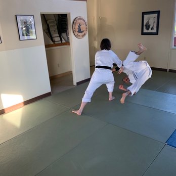 Peaceful Warrior Aikido - Advanced belt training session - Martial Arts Near Me - Los Banos, California Peaceful Warrior Aikido - Advanced belt training session - Martial Arts Near Me - Los Banos, California