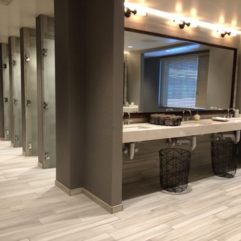 Spa Edgewood - Bathroom - Day Spas Near Me - Stateline, Nevada Spa Edgewood - Bathroom - Day Spas Near Me - Stateline, Nevada