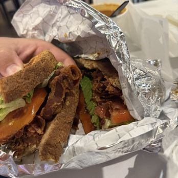 Ocean Downs Casino - BLT $8 - Casinos Near Me - Berlin, Maryland Ocean Downs Casino - BLT $8 - Casinos Near Me - Berlin, Maryland