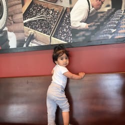 Starbucks - Meera's First trip to SB!!!