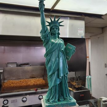 New York Gyro - Statue - Middle Eastern Near Me - Columbia Heights, Minnesota New York Gyro - Statue - Middle Eastern Near Me - Columbia Heights, Minnesota